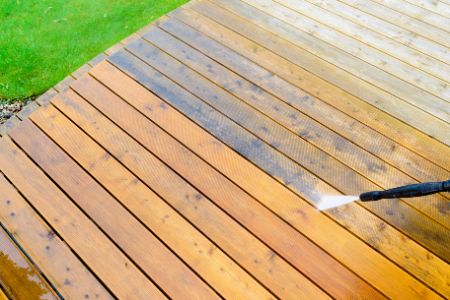 3 Things You Need to Know About Deck Cleaning