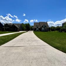 Beautiful-House-Washing-on-Signal-Mountain-TN 1