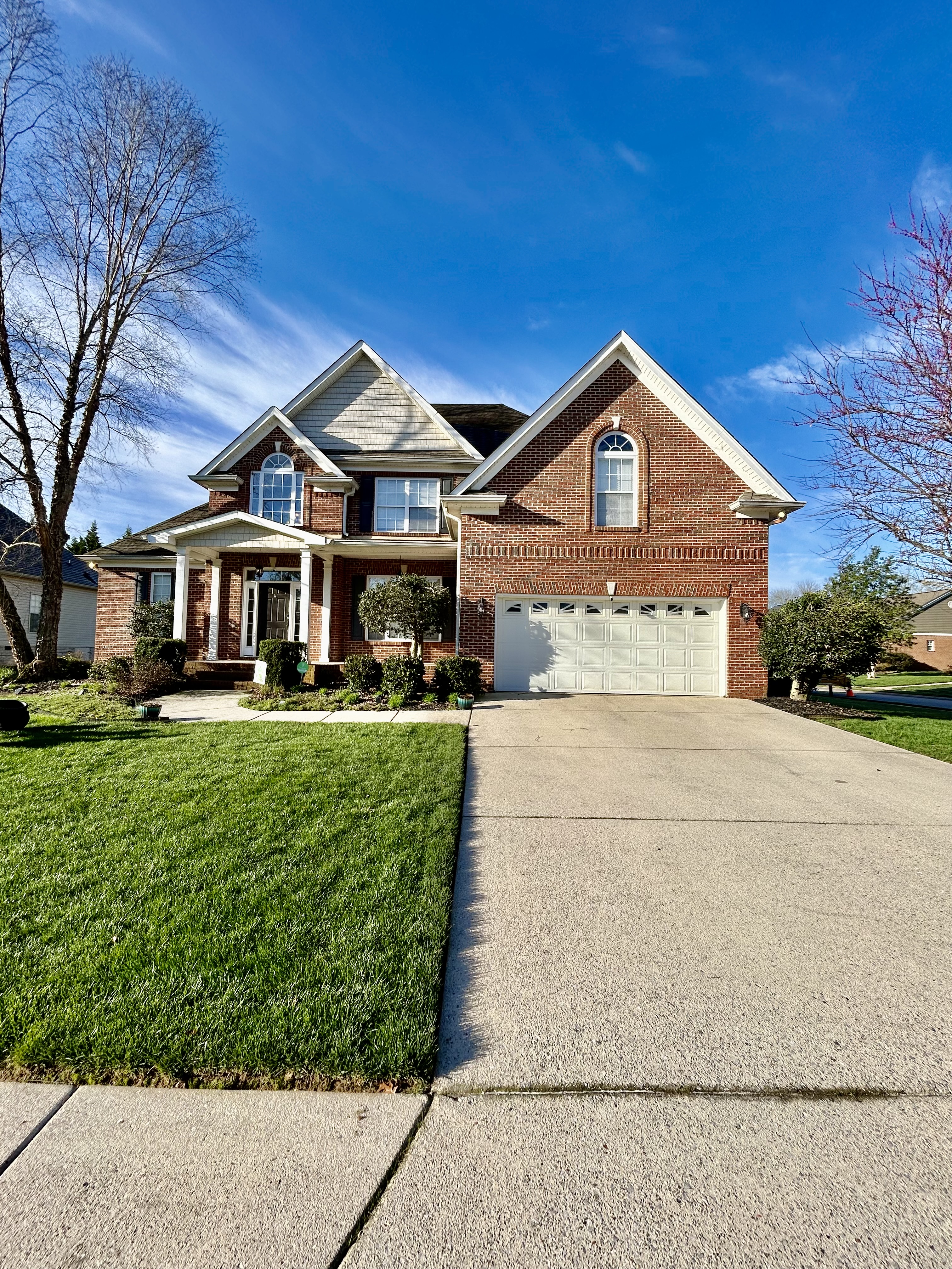 Two Story House Wash in Chattanooga, TN